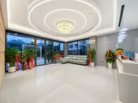 Nanbowan Hotel (Nandan Bus Terminal Jinfurong Plaza) Hotels in Nandan