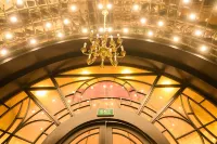 Bay Luxury Beijing Hotel