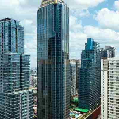 Grand Hyatt Manila Hotel Exterior