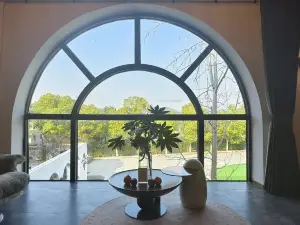 East Lake Joyful Homestay
