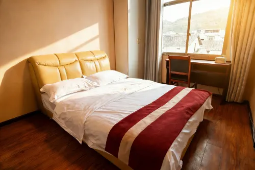 Yixuan Hotel - 2 ดาว