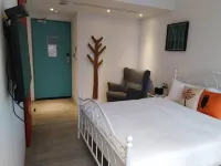 4Plus Hotel