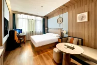 Yaxin E-Sports Hotel (Qingyang North Road One Center Plaza)
