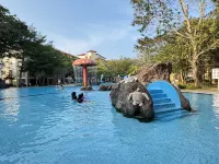 Desaru Tiara Waterpark Beach Resort 3-5PAX by BeeStay - Family