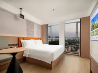 Huancheng Hotel (Hubei University of Science and Technology Branch) Hotels in Xianning