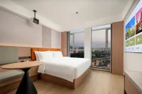Huancheng Hotel (Hubei University of Science and Technology Branch)