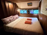 Good Life Dacha Riverside & Parkside Retreat Hotel di Pai