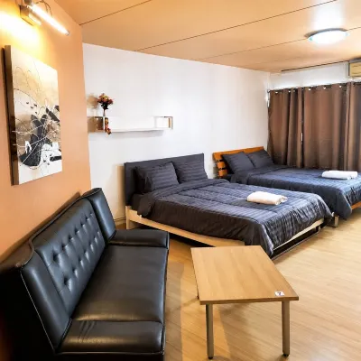 IMPACT 會展中心，日租房，Muang Thong Popular Condo C5 鄰近SCG体育场的酒店