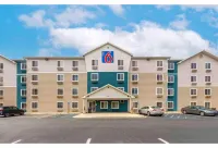Motel 6 Extended Stay Birmingham Pelham  AL