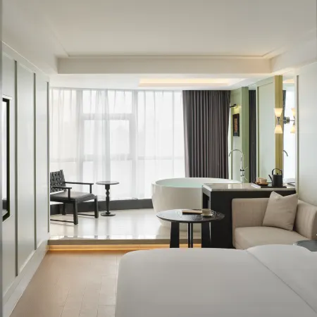 SFEEL Design Hotel (Changsha Wu Yi Square IFS)