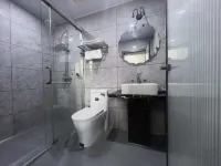Yueyang Dongfeng Hotel - parking