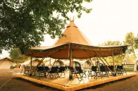 Under Cypress Mountain Luxury Wilderness Hotel - Quầy bar