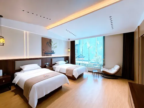 Alar Jinghe · Yazhu Hotel - Hot Tub