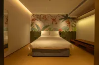 Lizhi Hotel (Weihai Railway Station Hanlefang) - New