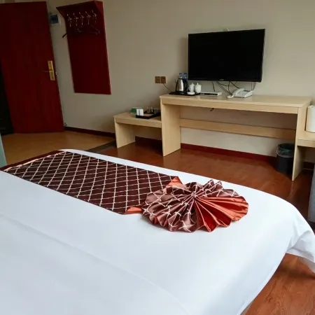 Lifeng Hot Spring Hotel