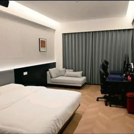 No. 7 E-sports Homestay