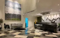 Acqua Private Residences - 2 ดาว