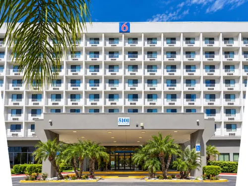 Motel 6 Los Angeles, CA - Los Angeles - LAX - Wifi