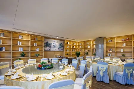 UrCove By Hyatt （Dongguan Fenggang） Отели рядом с достопримечательностью «Yanhu Park»