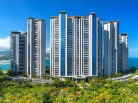 Sun Moon Star Surf Sea View Resort (Wanning Sun Moon Bay Branch) Hotels in Wanning