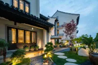 Joyful Lushi Hot Spring Resort