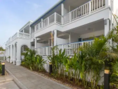 ซัมแวร์ เกาะสีชัง โรงแรมในเกาะสีชัง