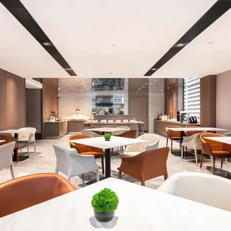 Dongxing Hotel (Yu County Yangquan North Station)