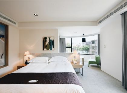 GOGO HOTEL  市政館