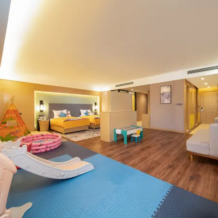 Zhenning Lingyue Grand Hotel