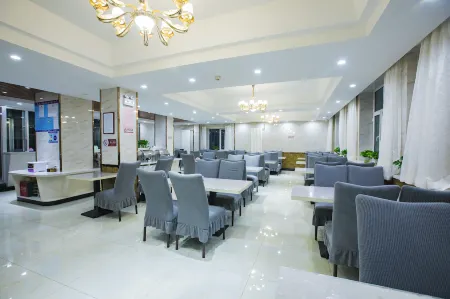 Collaboration Taoyuanxuan Holiday Inn Express Century Plaza Branch) Отели рядом с достопримечательностью «Gansu Normal University for Nationalities»