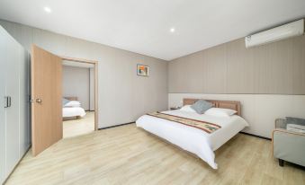 Orangewood Hotel (Shanghai Xinzhuang Xinsong Road)