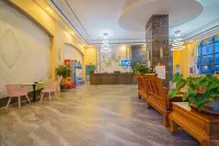 Huilai Junyi Business Hotel - balcony