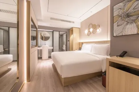 Orange Hotel (Hangzhou Binjiang Xingguang Avenue Pedestrian Street)