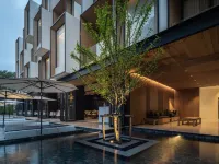 Riva Vista Riverfront Resort Chiangrai Hotels near Green Building
