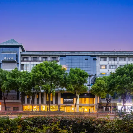Wanfei·New Space Hotel (Yangzhou Dongguan Street, Slender West Lake)
