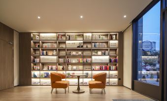 Hanting Hotel (Nanjing Jiangpu Longhua Road Metro Station) - Housity