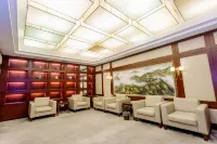 Dongzheng Lanwan International Hotel Hotels in Tanghe