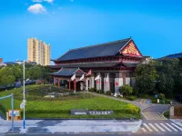 Cloud Hotel & Resort Hotels in Luoping