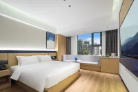 Liqi·Yu Hotel (Yuzhou Nadazhen Summer Plaza) Các khách sạn gần Danzhou Museum