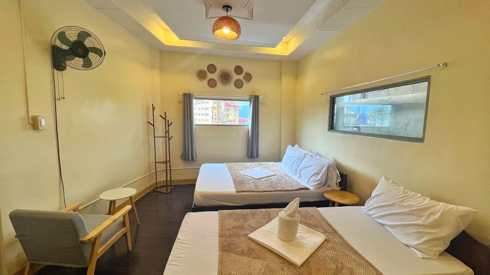 Cozy Coron Inn