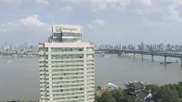 Holiday Inn Wuhan Riverisde Hotels in Wuhan