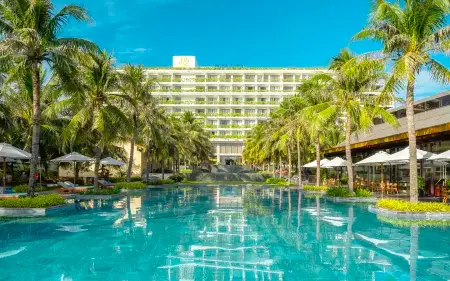 Rosa Alba Resort & Villas Tuy Hoa Отели в г. Туихоа