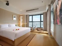 Yuanqi Qingshe  Resort Hotel (Tianmen Mountain National Forest Park Cableway Station Branch) Hotell i 