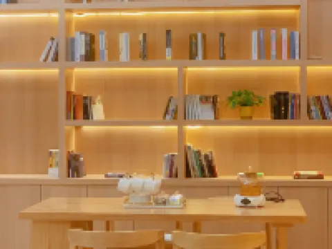 Vienna Hotel (Lufeng Renmin Road Branch) Hotels in Lufeng