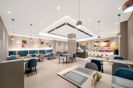 Homeinn Selected Hotel (Suifenhe Maxime Building) Отели в г. Суйфэньхэ