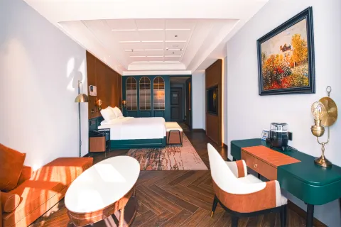 Lhasa James Joyce Coffetel Ruipin Hotel