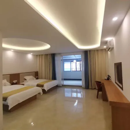 Shiguangyizhan Отели рядом с достопримечательностью «Dousha Gate Ancient Town»