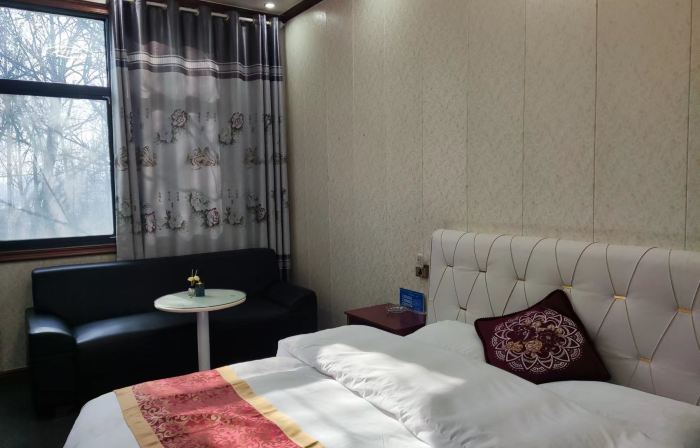 Sheqi Hongxing Hotel