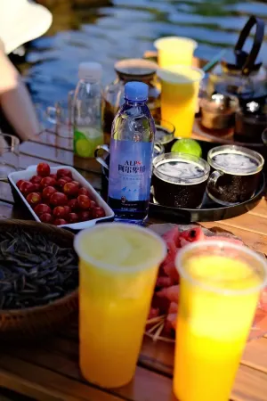 Tian Fang Ye Tan Boutique Hostel Отели рядом с достопримечательностью «Maling Ancient Road»