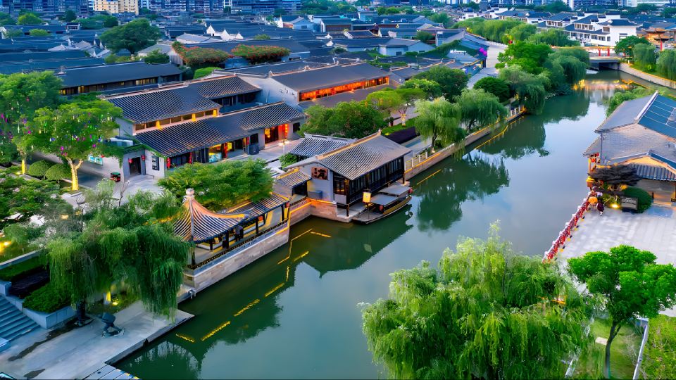 Slow Village Taizhou Homestay (Taizhou Daohe Ancient Street)